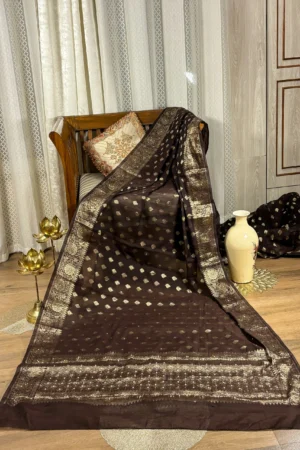 Vedika (वे‍दिका) – The Altar of Tradition, Draped in Timeless Silk