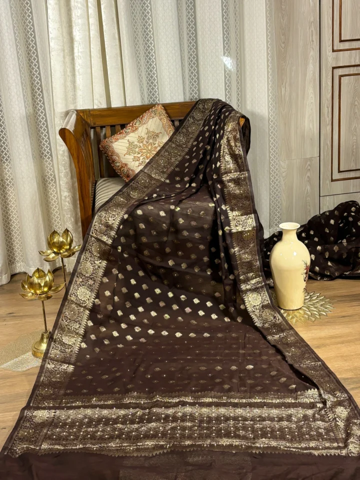 Vedika (वे‍दिका) – The Altar of Tradition, Draped in Timeless Silk