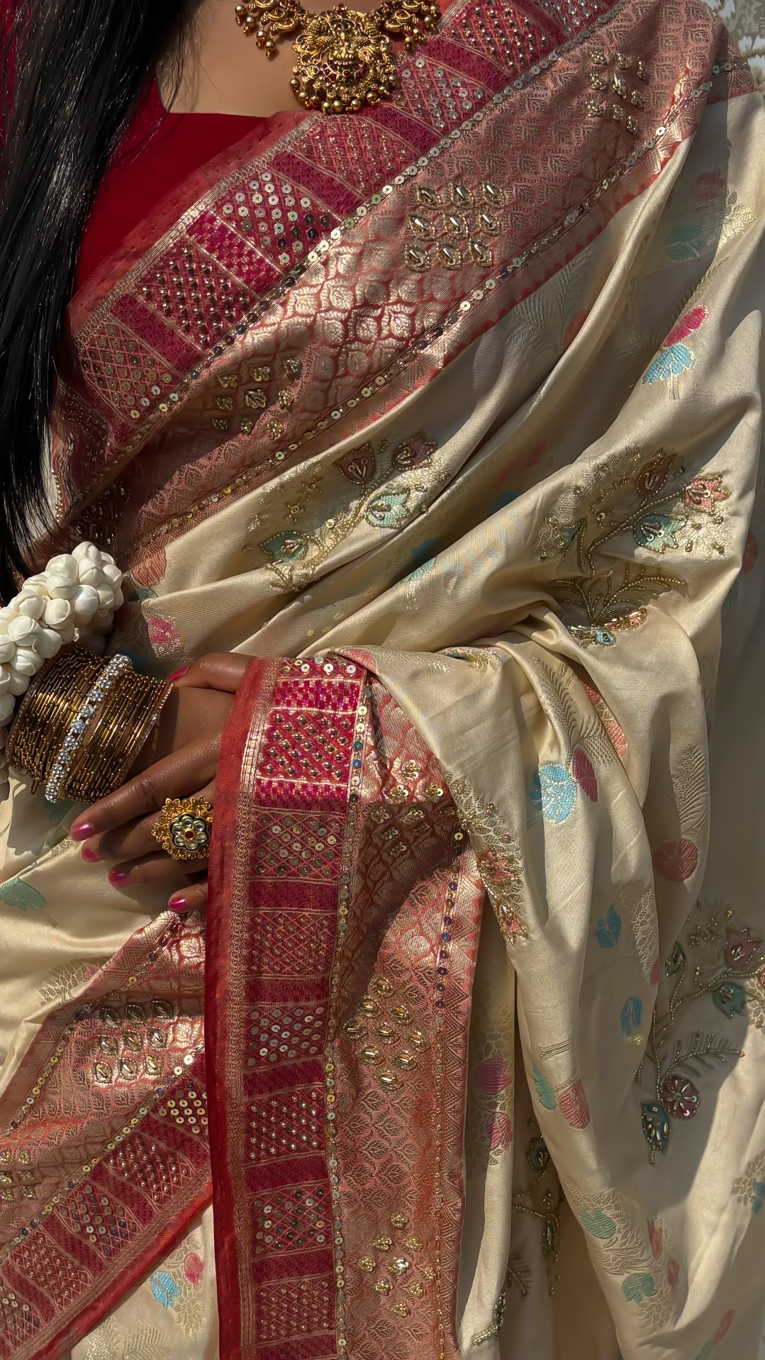 Gauri-Vastra (गौरी-वस्त्र)